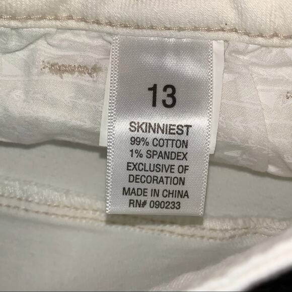 NWT Bullhead Black Skinniest distressed mid rise white Jeans size large L B116 - Picture 4 of 6